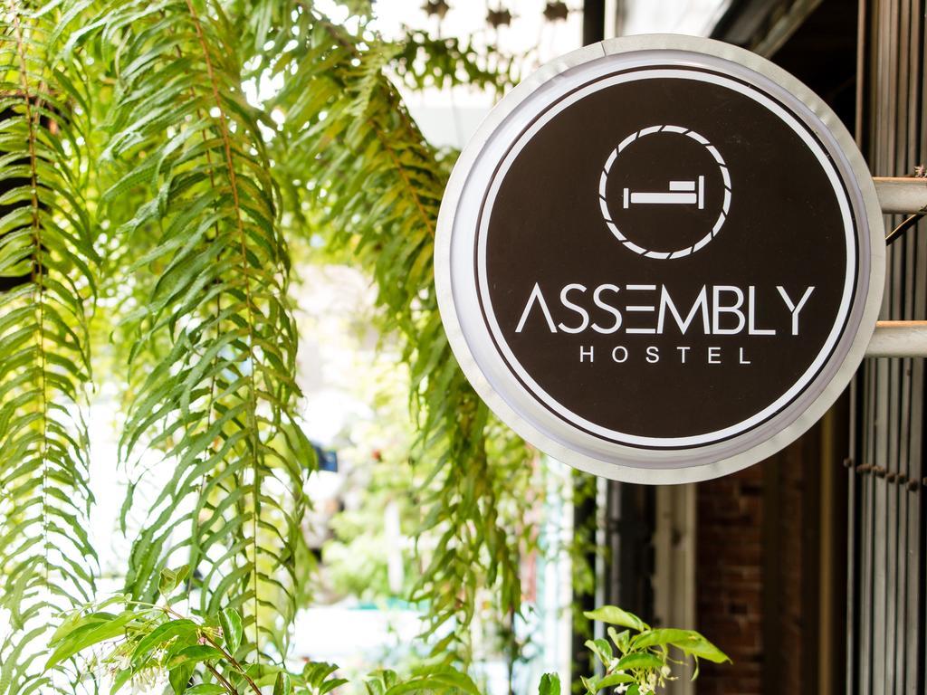 Assembly Hostel Банкок Екстериор снимка